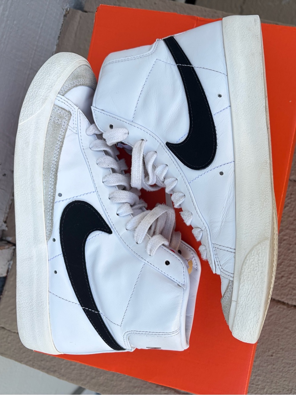 Nike Women’s Blazer Mid '77 White Sneakers with Black Nike Swoosh - Picture 5 of 7